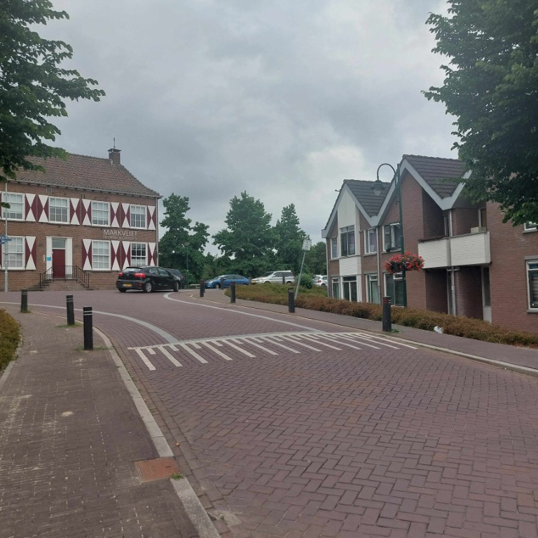 Afbeelding Fotos/Huidige situatie: Zicht op notariskantoor vanuit Voorstraat